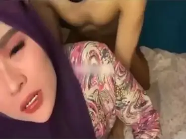 Bokep Indo Diyana Sakura Hijab Ngentot Blowjob poster